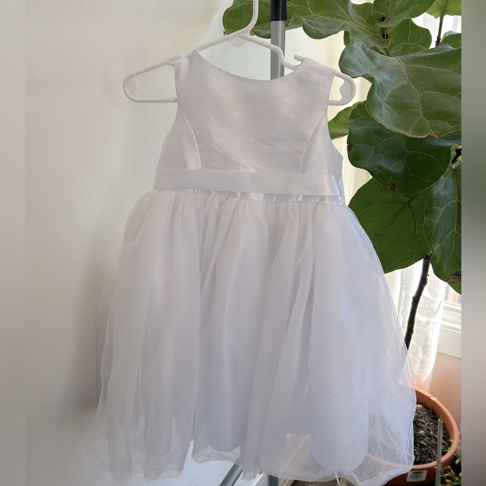 WORN ONCE- David’s Bridal Flower girl dress size 3T